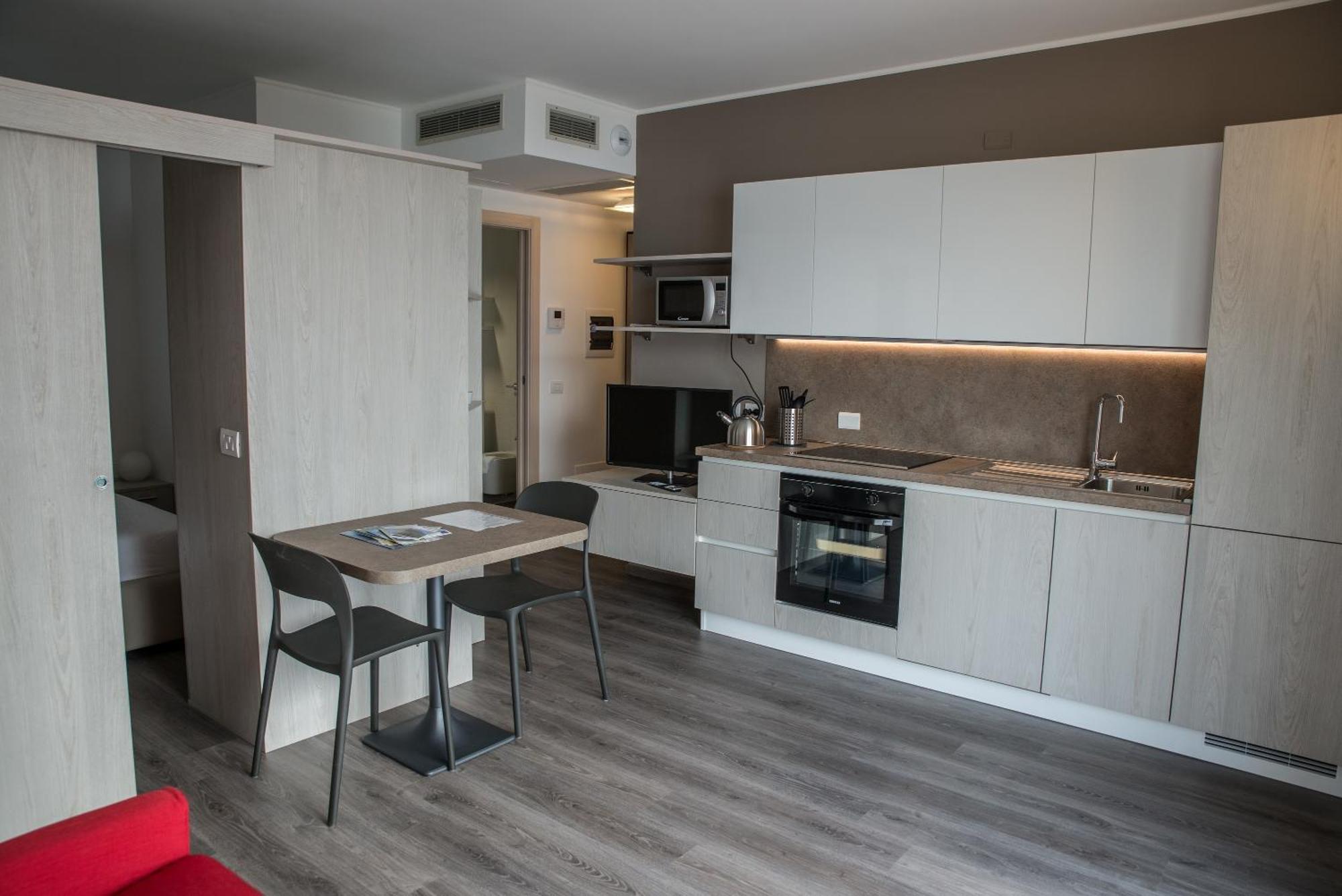 Residenza Luigina Διαμέρισμα Βαρένα Δωμάτιο φωτογραφία